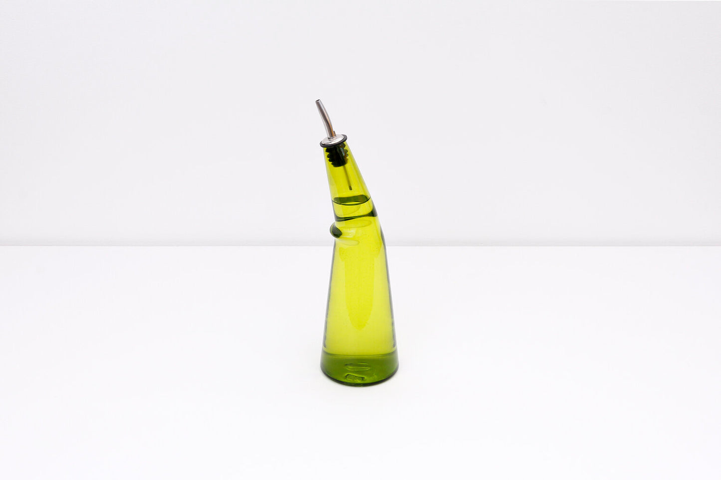 jam by JamFactory - Kink Oil Bottle