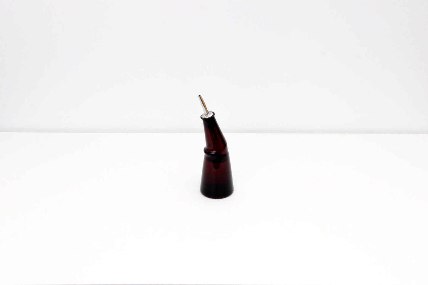 jam by JamFactory - Kink Vinegar Bottle