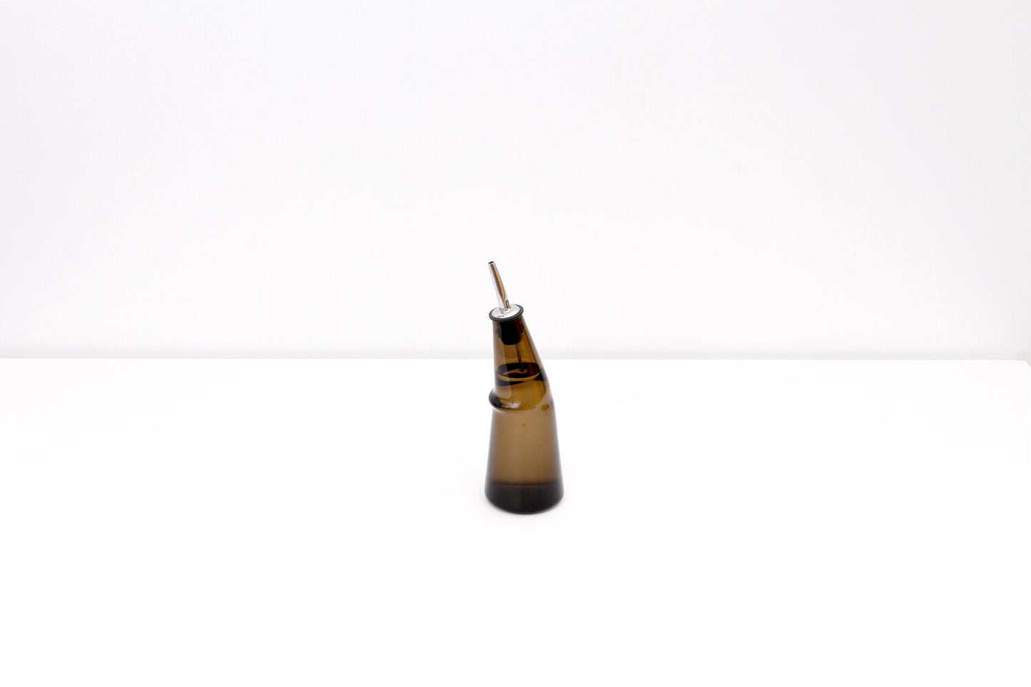 jam by JamFactory - Kink Vinegar Bottle