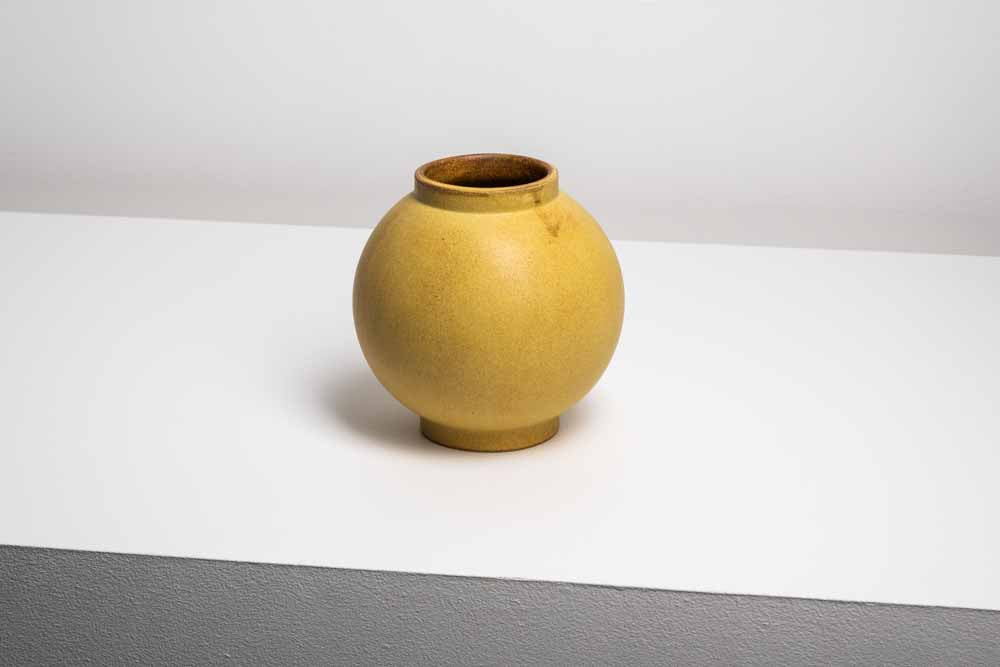jam by JamFactory - Luna Vase
